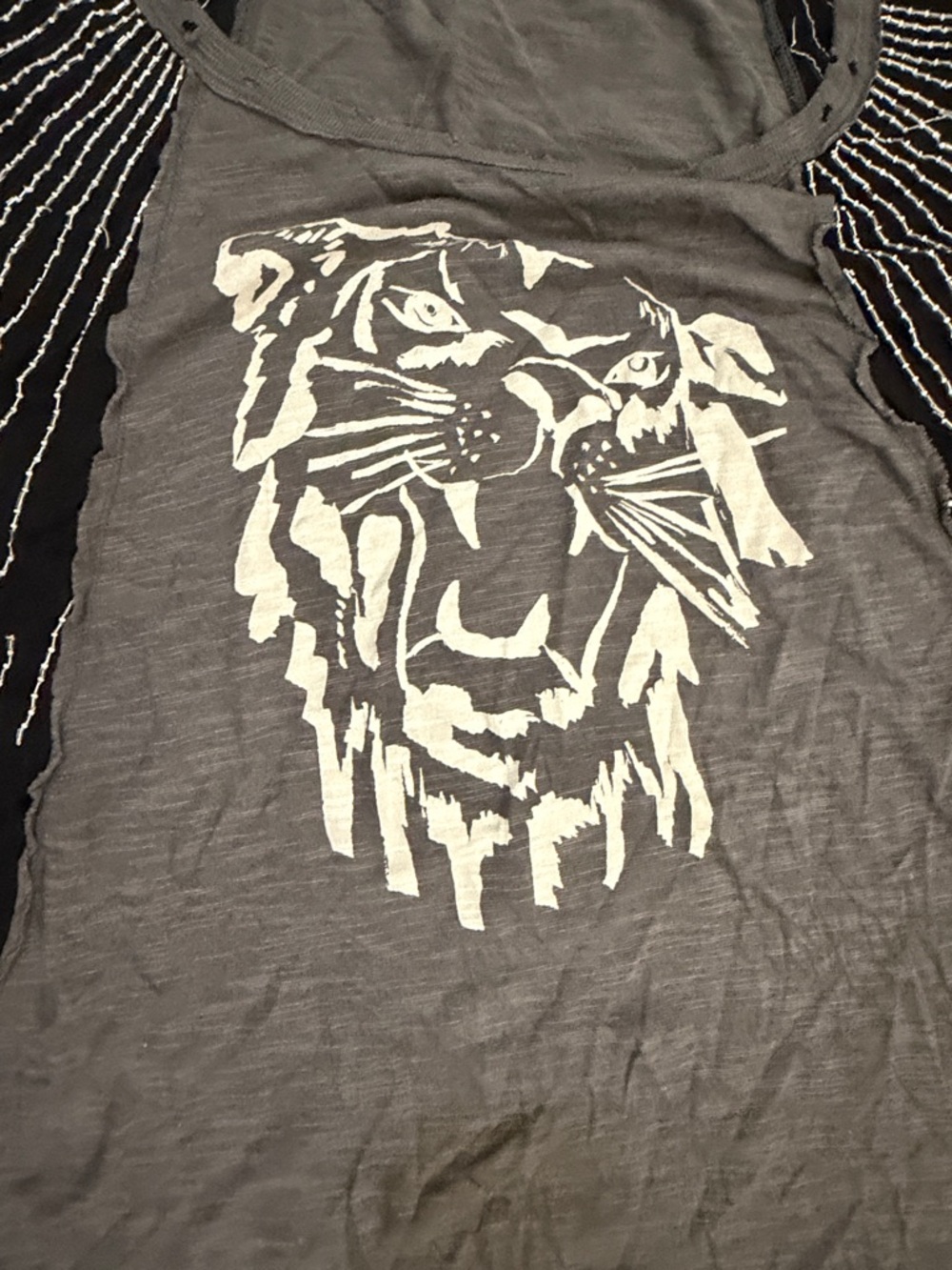 We The Free Top Heather Gray Women's Crewneck - Picture 3 of 15